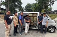Satreskrim Polres Kuansing Tahan Dua Pria dan 75 Jerigen Berisi BBM Bersubsidi